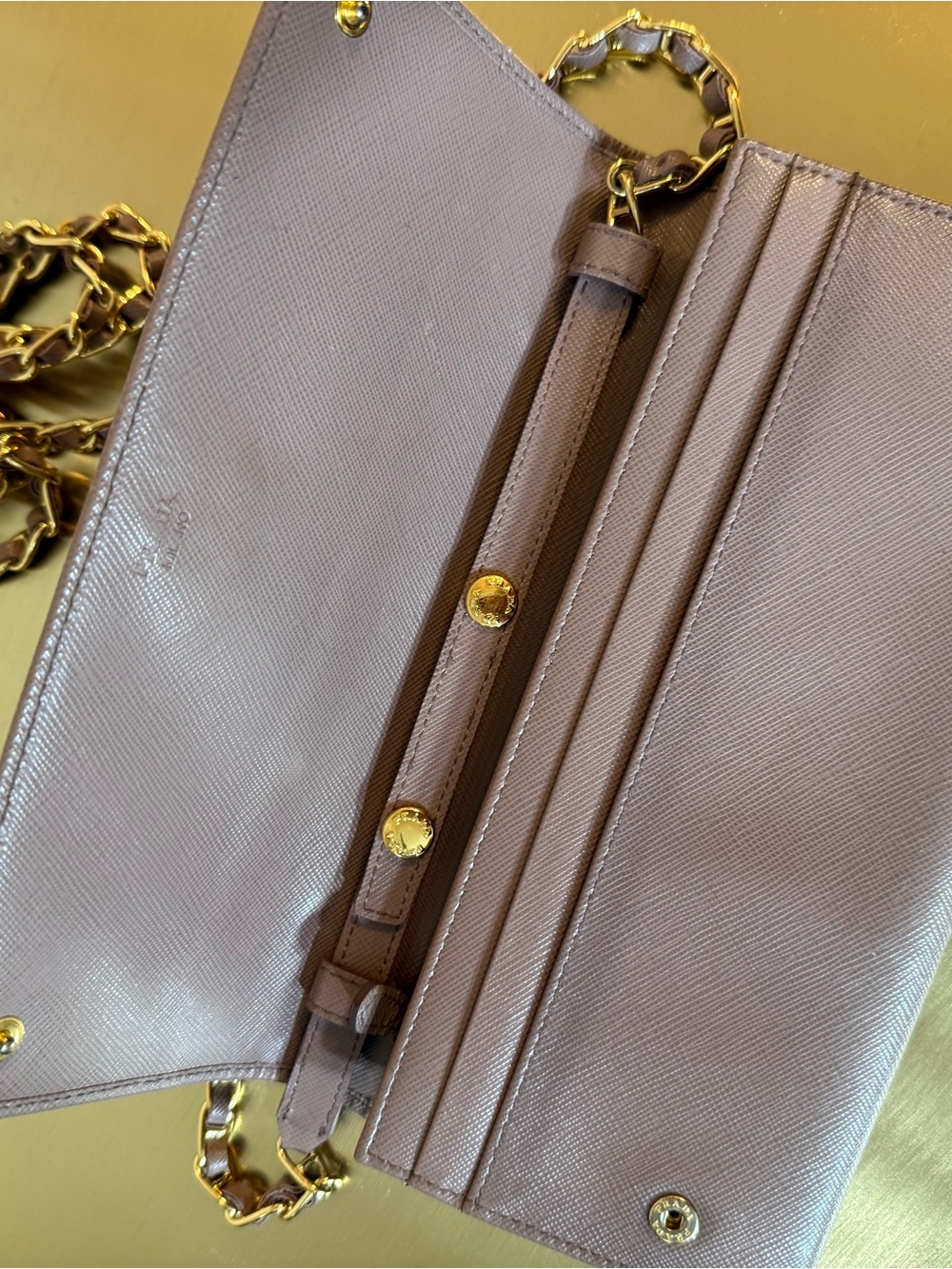 Prada Wallet on Chain - Picture 9 of 11